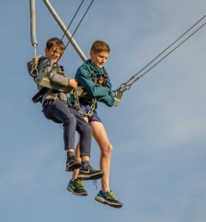16-giant-swing-ciel-bawdsey.