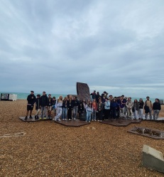 Eastbourne-monument-plage.