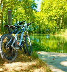 VTT-pont-canal-du-midi.