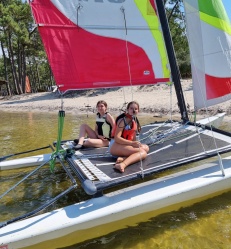 jeunes-catamaran-bombannes-landes.