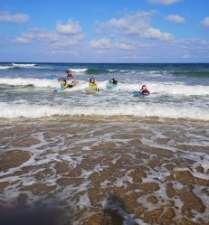 vague-enfants-surf-vieux-boucau.