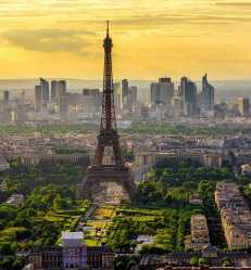 vue-aerienne-paris-tour-eiffel.