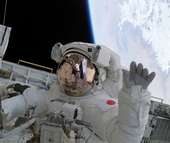 L'astronaute japonais Soichi Noguchi lors d'une sortie dans l'espace