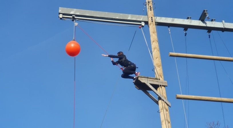 16-giant-swing-ciel-bawdsey.