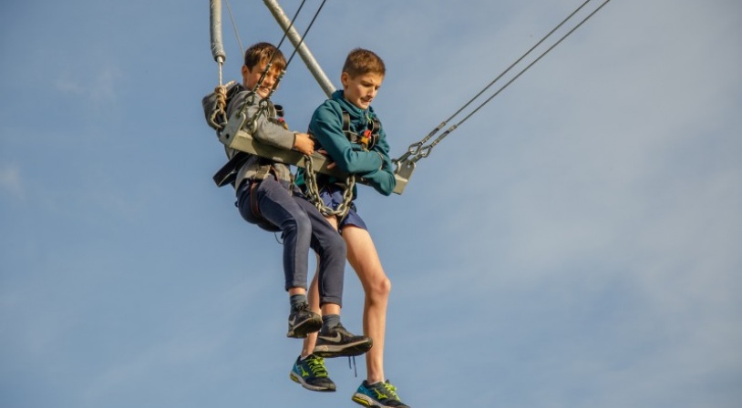 16-giant-swing-ciel-bawdsey.