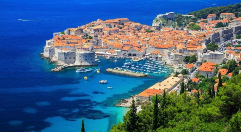 Colonie De Vacances De Dubrovnik à Split