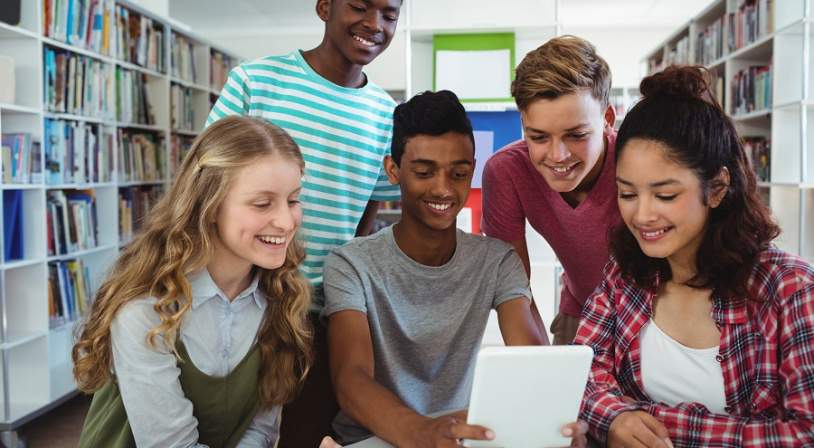 étudiants ados en Angleterre.jpg étudiants ados en Angleterre.