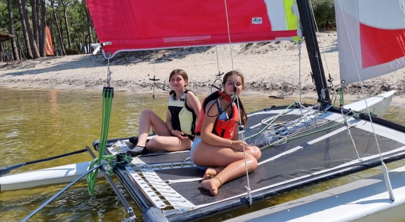 jeunes-catamaran-bombannes-landes.