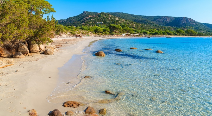 Magnifique plage de Palombaggia près de Porto Vecchio en Corse