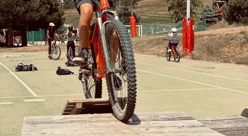 100% Glisse SKI à 2 Alpes