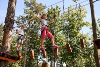 sejours-thematiques-enfants-accrobranche.